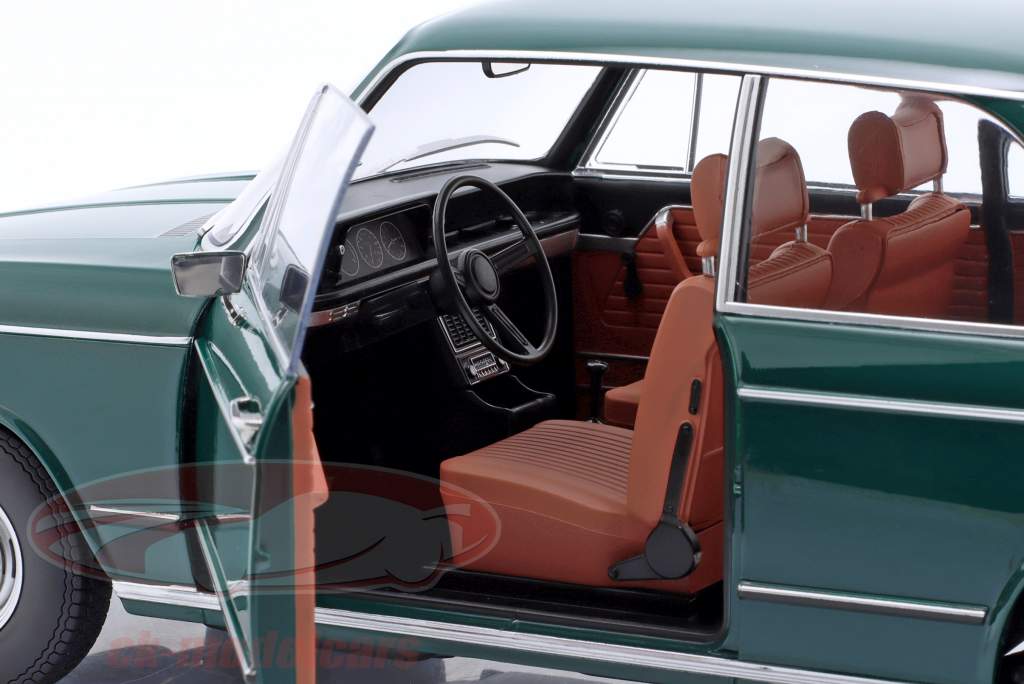 BMW 1802 1. série Année de construction 1967 vert 1:12 KK-Scale