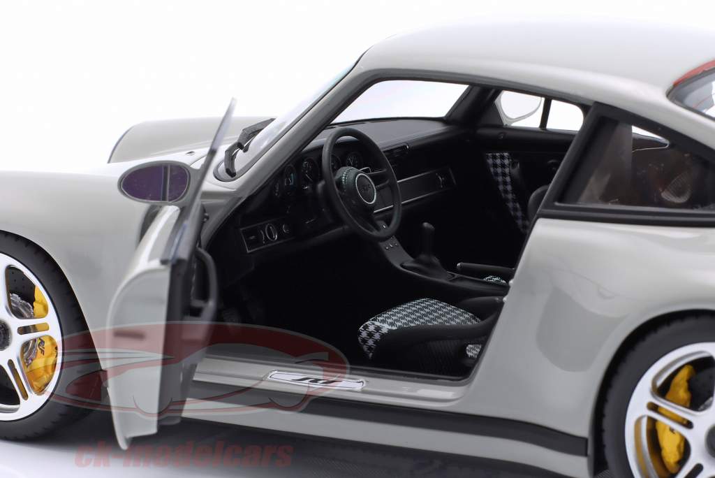 Porsche RUF SCR 911 (964) Год постройки 2018 chalk серый 1:18 Almost Real