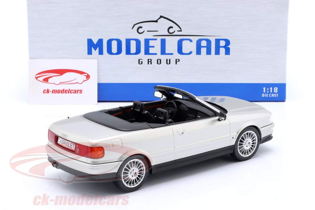 Audi Cabriolet Année de construction 1991 argent 1:18 ModelCar Group