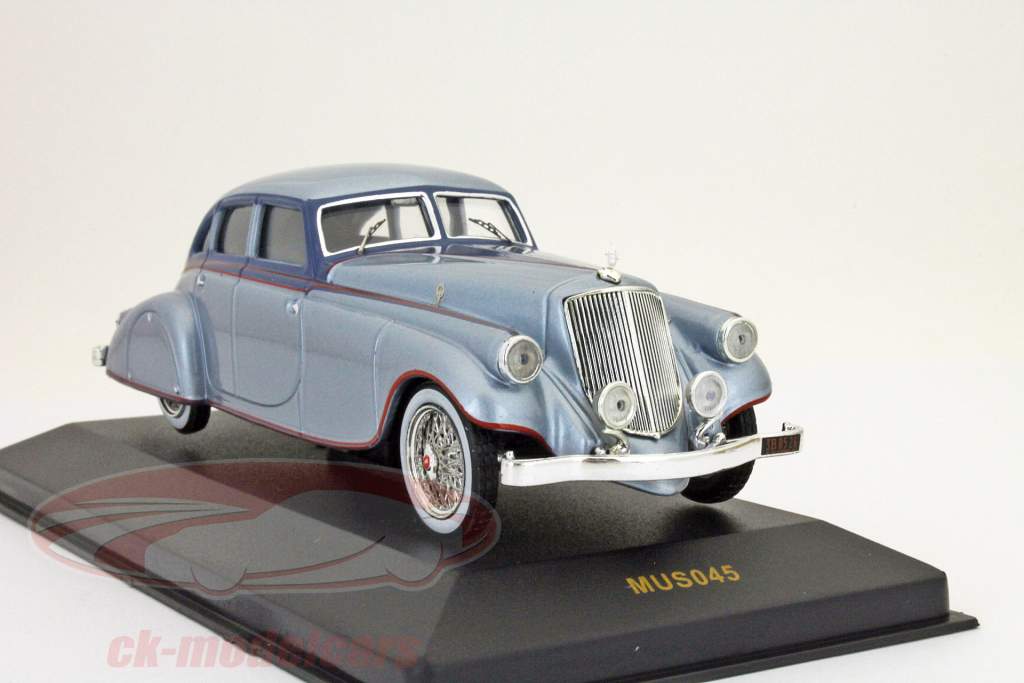 Pierce Arrow Silver Arrow anno 1933 argento 1:43 Ixo