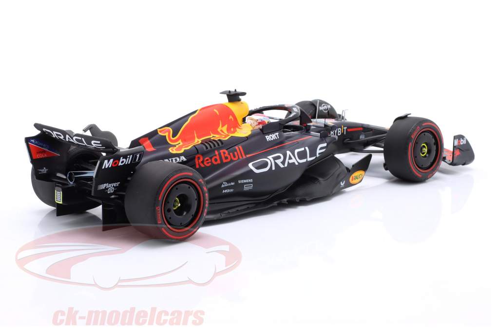 ミニチャンプス　1/18 レッドブルRB19 カタールGP ワールドチャンピオン Red Bull F1 RB19 Max Verstappen Qatar 2023 World Champion 1