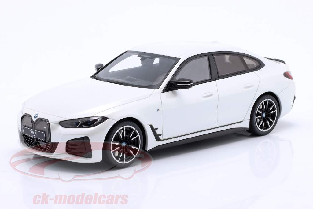 BMW I4 M50 Anno di costruzione 2021 bianco minerale 1:18 OttOmobile