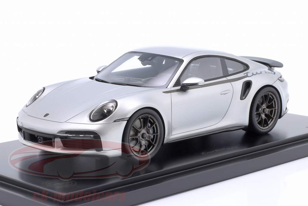 Porsche 911 (992) Turbo S 50 Anni Porsche Argento GT metallizzato 1:18 Spark