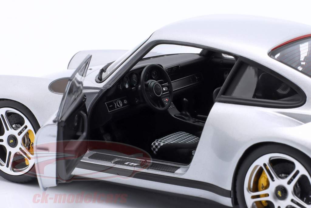 Porsche RUF CTR Anniversary Année de construction 2017 argent 1:18 Almost Real