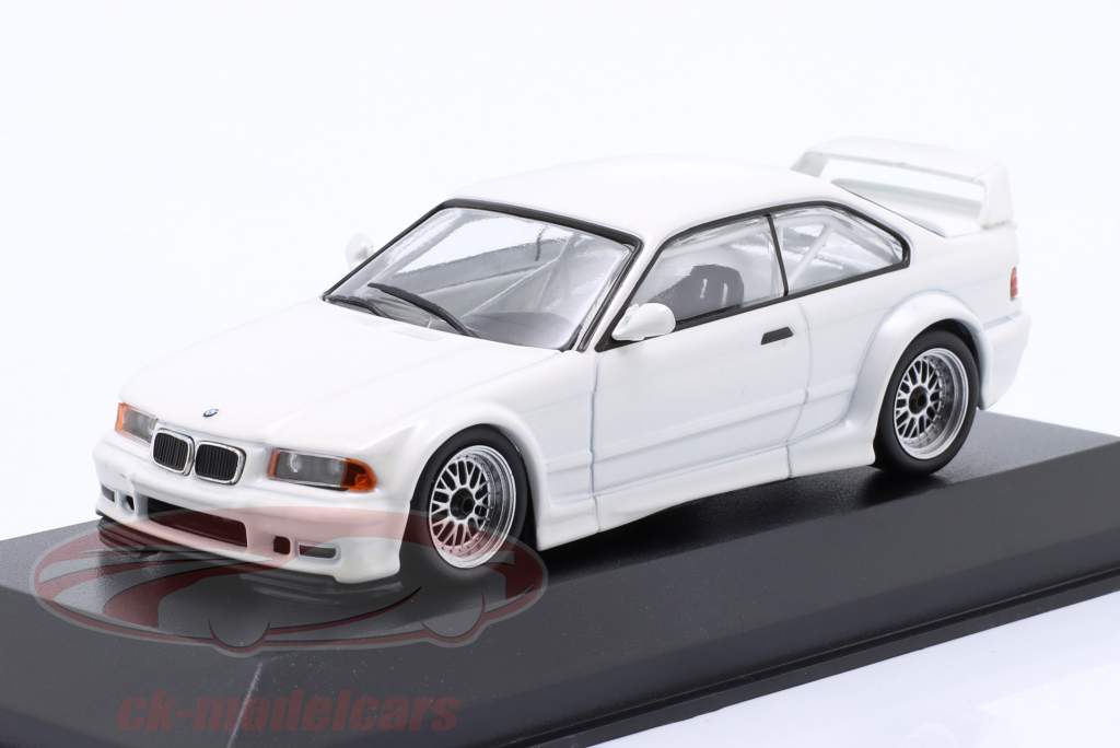 BMW M3 (E36) GTR Année de construction 1993 blanc 1:43 Minichamps