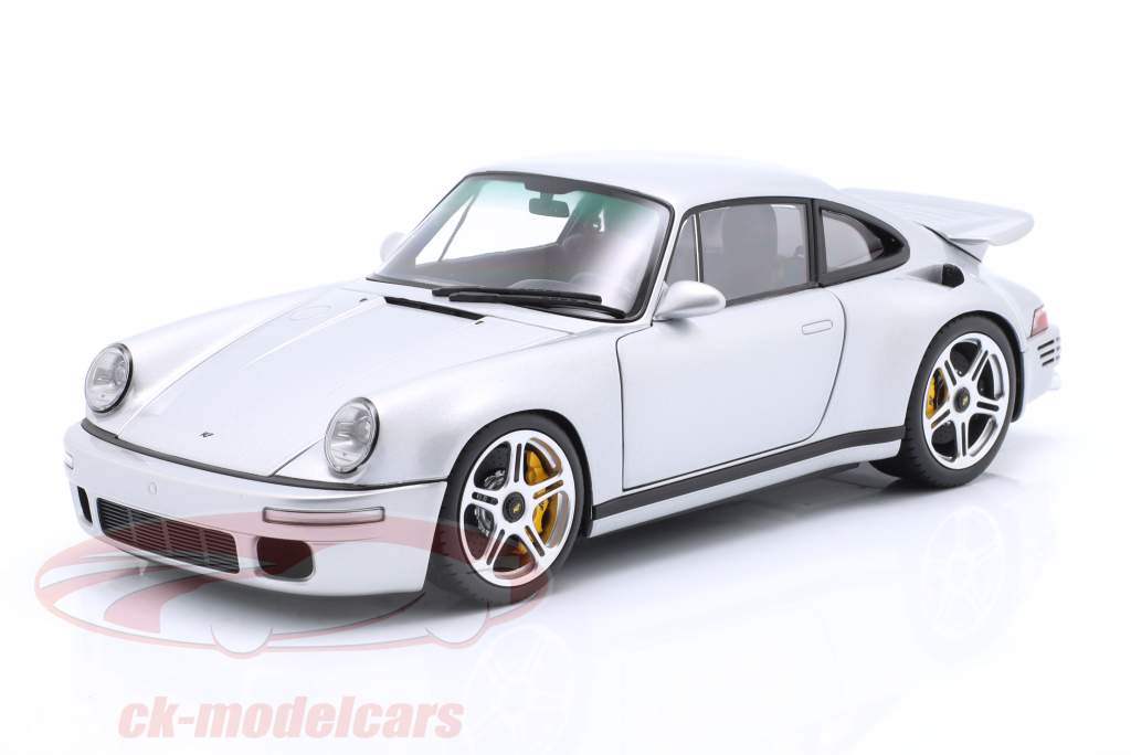 Porsche RUF CTR Anniversary Byggeår 2017 sølv 1:18 Almost Real