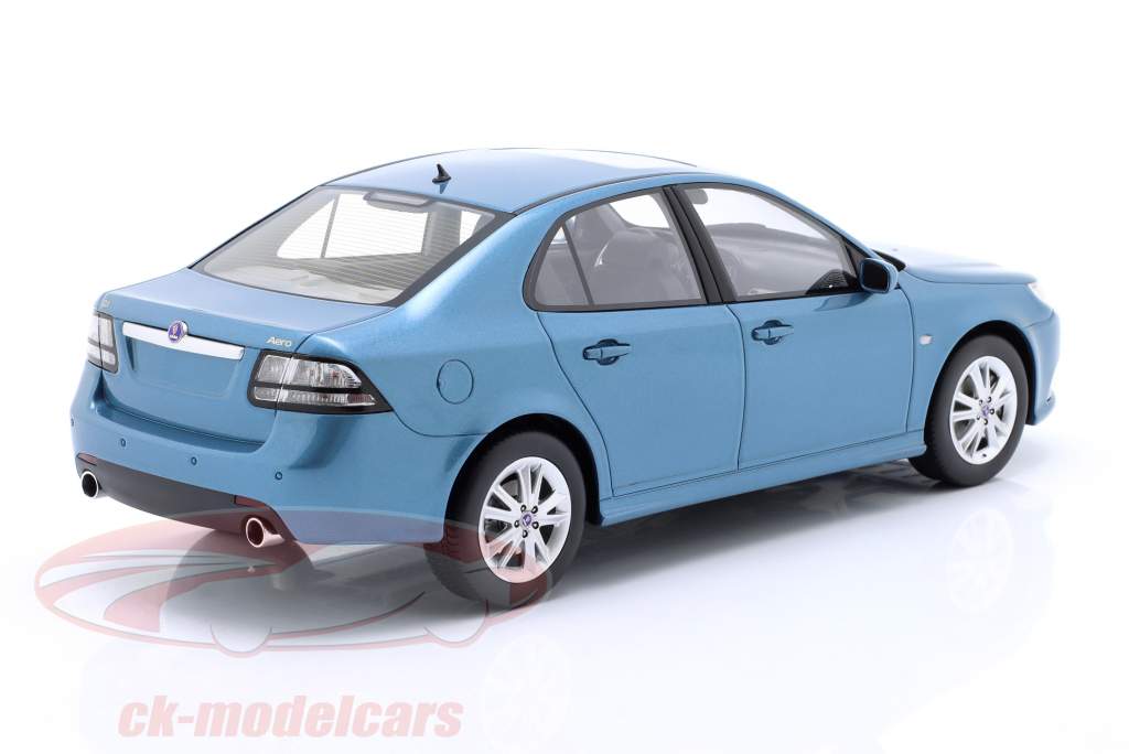 Saab 9-3 Aero Sedan 建設年 2008 アイスブルー 1:18 Radscale Models