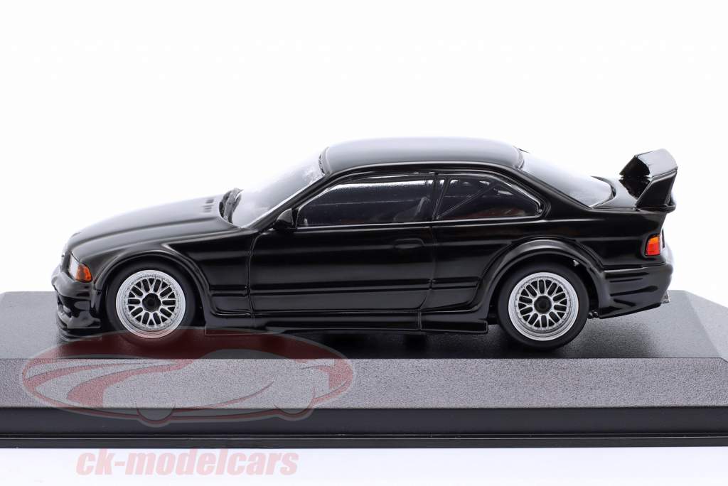 Minichamps 1:43 BMW M3 (E36) GTR 建設年 1993 黒 940023380