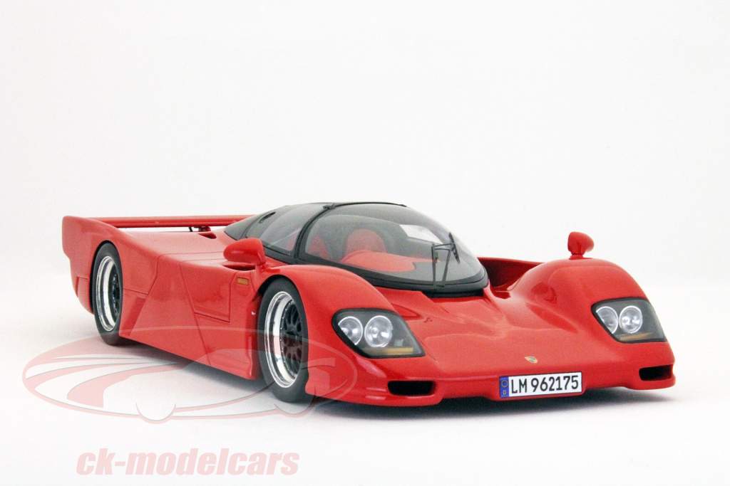 Dauer Porsche 962 rosso 1:18 Spark
