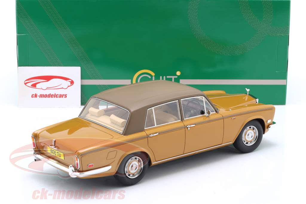Rolls Royce Silver Shadow Année de construction 1975 or métallique 1:18 Cult Scale