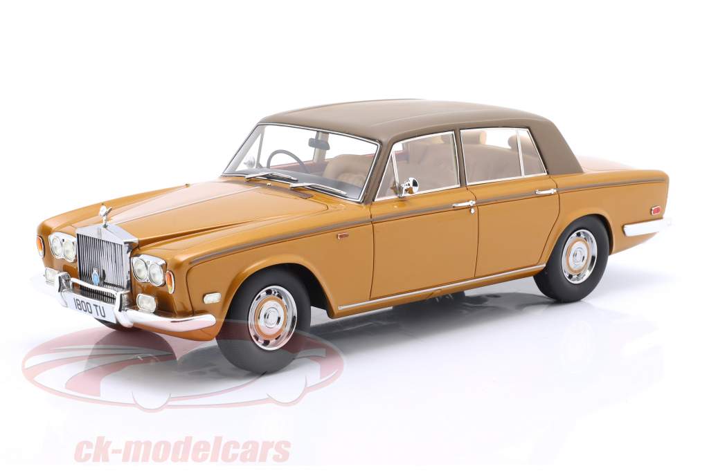 Rolls Royce Silver Shadow Année de construction 1975 or métallique 1:18 Cult Scale