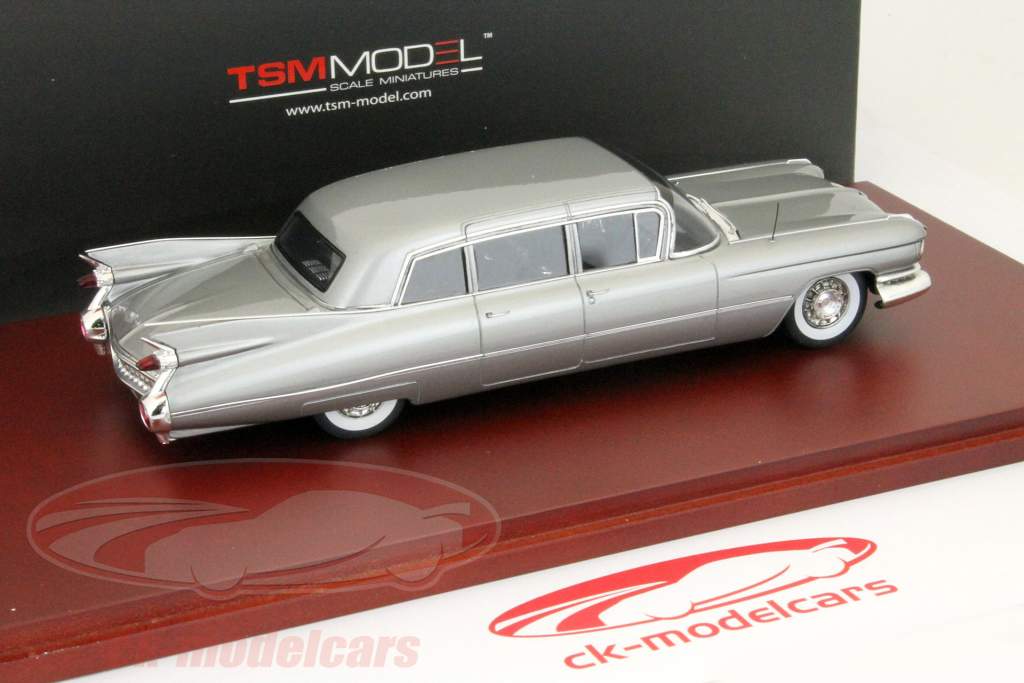 【希少品】キャデラック リムジン モデルカー 1/43スケール Yahoo!オークション -「キャデラック リムジン」(ミニカー) の