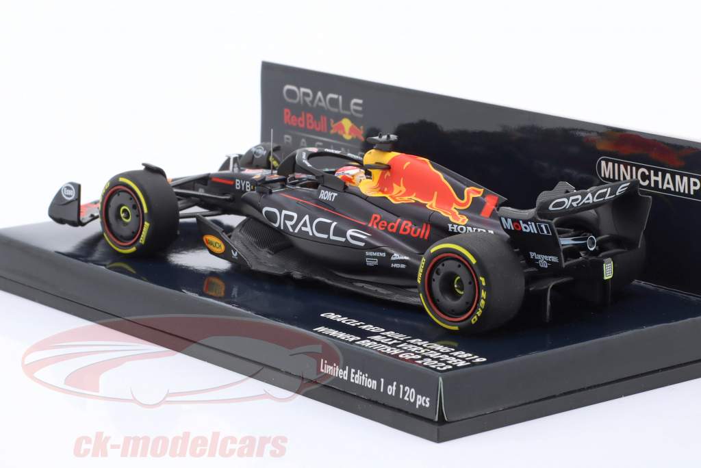 M. Verstappen Red Bull RB19 #1 winnaar Brits GP formule 1 Wereldkampioen 2023 1:43 Minichamps