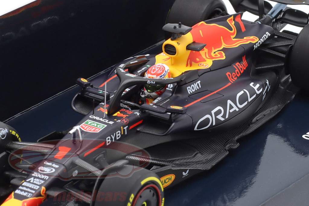 M. Verstappen Red Bull RB19 #1 winnaar Brits GP formule 1 Wereldkampioen 2023 1:43 Minichamps
