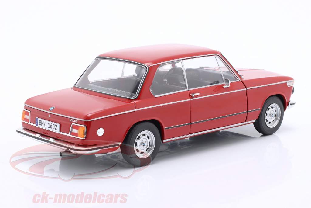 BMW 1602 year 1971 red 1:18 Solido