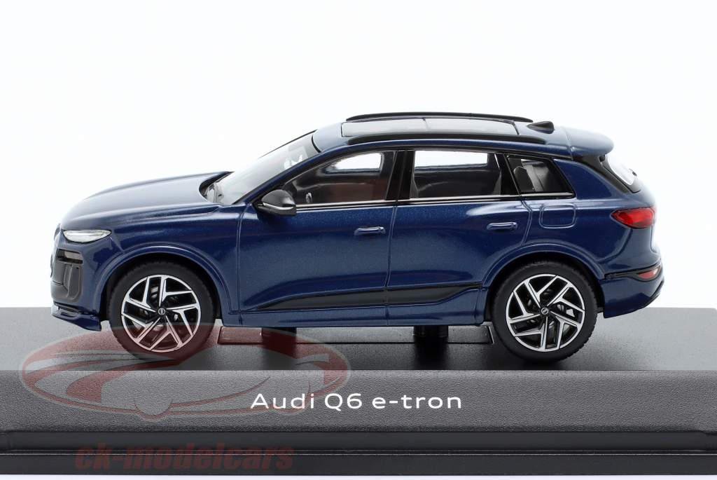 Audi Q6 e-tron 阿斯卡里蓝 1:43 Spark