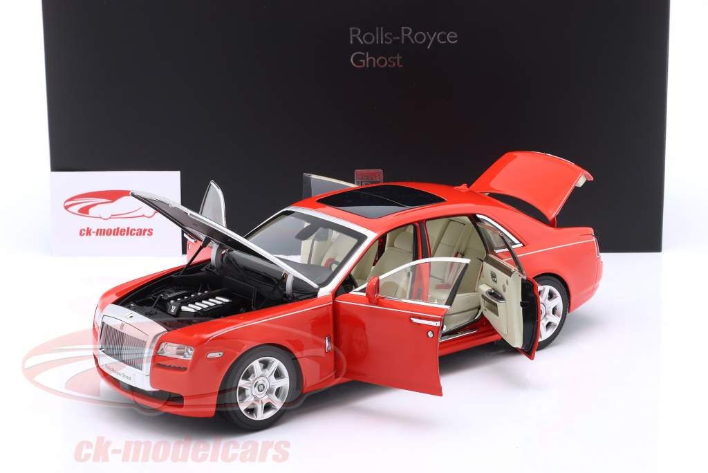 Rolls Royce Ghost Bouwjaar 2011 rood / zilver 1:18 Kyosho