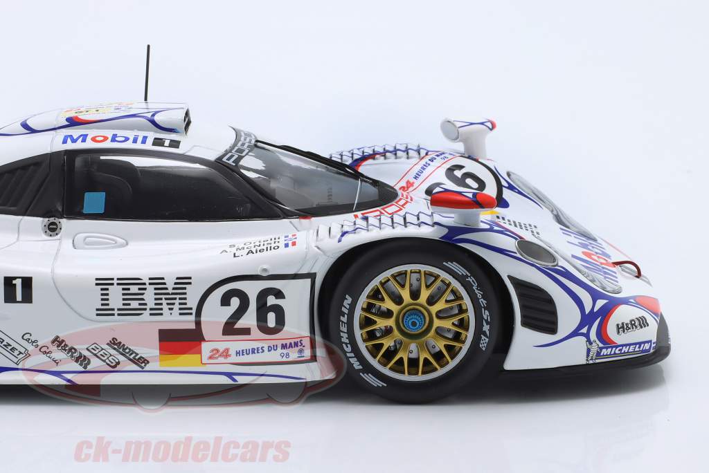 Porsche 911 GT1 #26 ganador 24h LeMans 1998 McNish, Aiello, Ortelli 1:18 WERK83