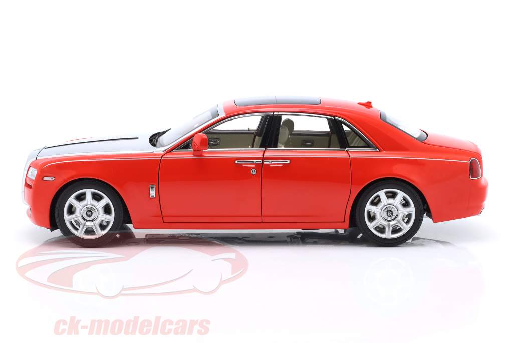 Rolls Royce Ghost Bouwjaar 2011 rood / zilver 1:18 Kyosho