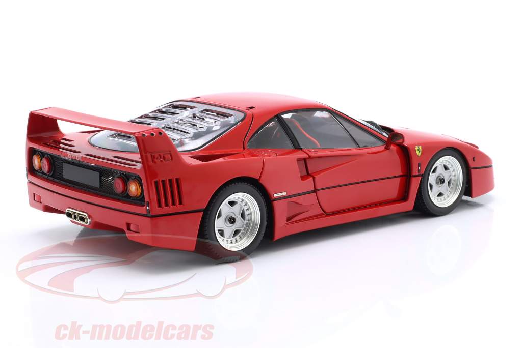 Ferrari F40 Ano de construção 1987 vermelho 1:18 Kyosho