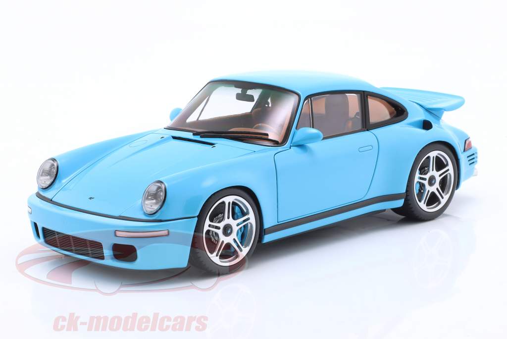Porsche RUF CTR Anniversary Bouwjaar 2017 Beiers hemelsblauw 1:18 Almost Real