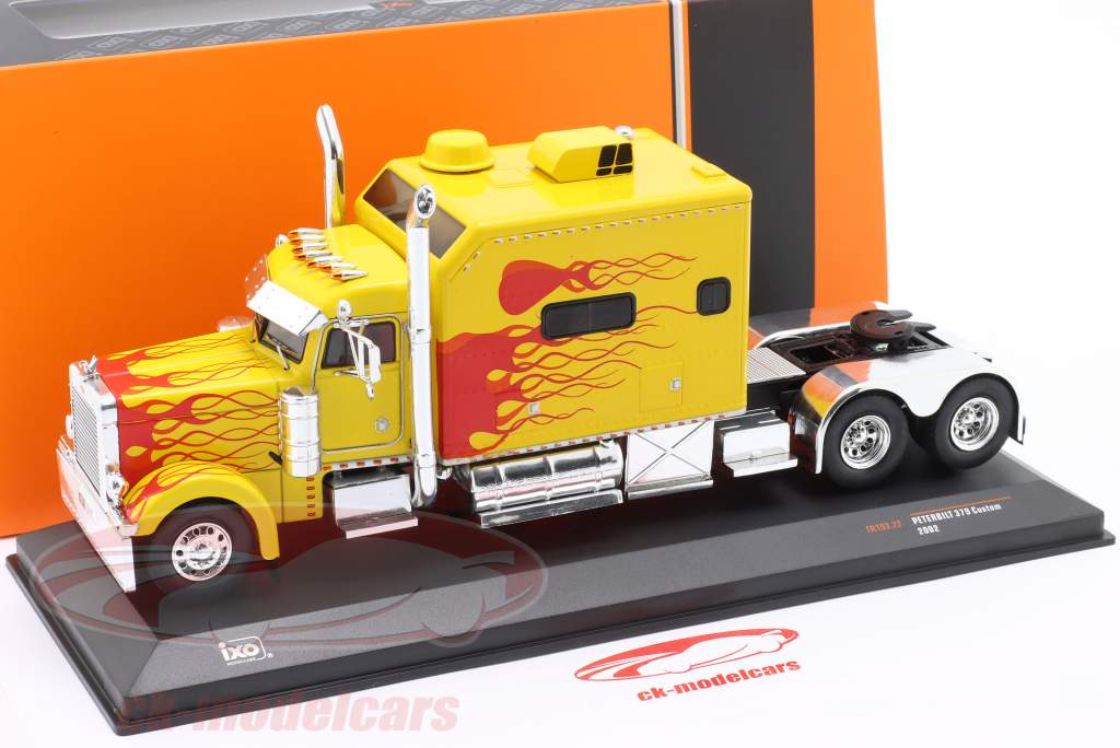 Peterbilt 379 Custom SZM 建造年份 2002 黄色的 / 装饰风格 1:43 Ixo
