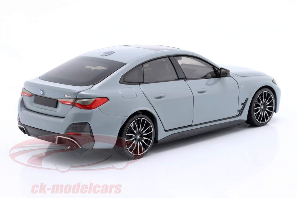 BMW i4 M50 year 2022 grey metallic 1:18 Minichamps