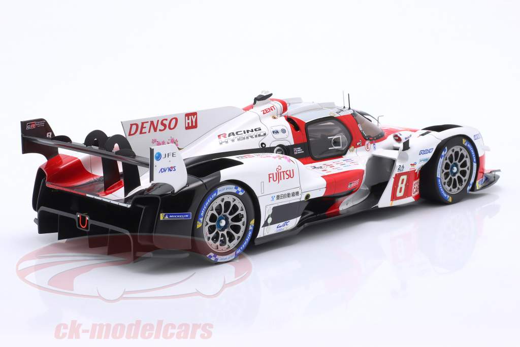 Toyota GR010 Hybrid #8 2e 24h LeMans 2023 Buemi, Hartley, Hirakawa 1:18 Spark