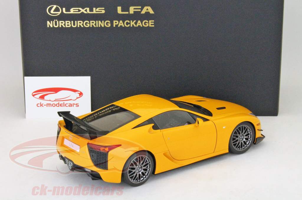 雷克萨斯LFA纽博格林包2011橙色金属1:18 AUTOA​​RT