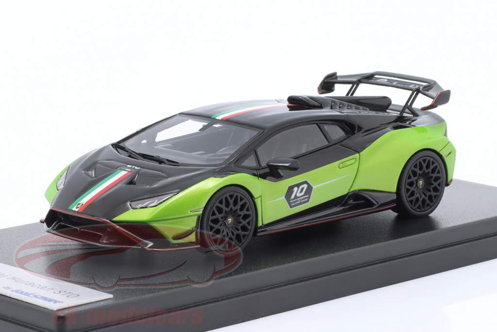 Lamborghini Huracan STO SC 10th Anniversary 2023 green / black 1:43 LookSmart