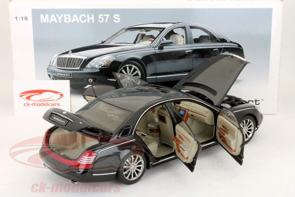 通販サイト一覧 AUTOart 1:18 製造2005 分のマイバッハ57 S年 76156 モデル 車 ミニカー