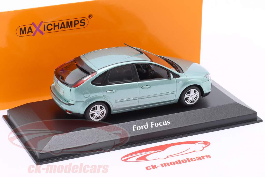 Ford Focus Anno di costruzione 2004 azzurro metallico 1:43 Minichamps