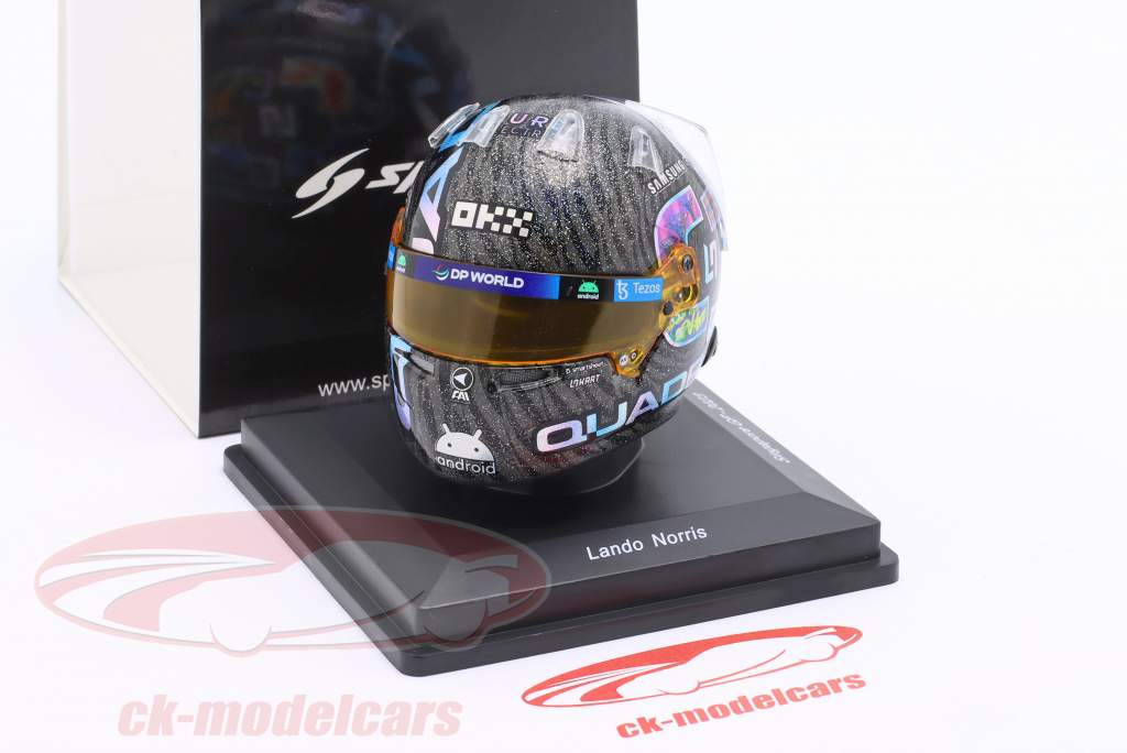 Lando Norris McLaren F1 Team #4 2do Singapur GP fórmula 1 2023 casco 1:5 Spark