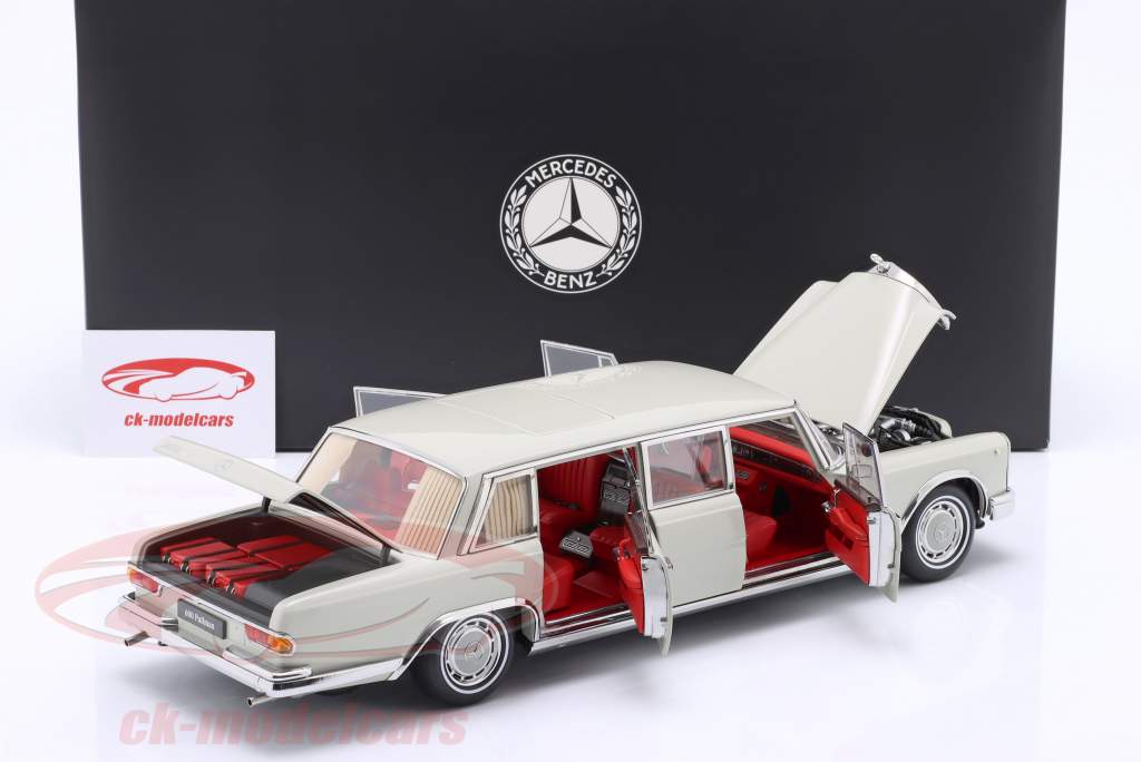 Mercedes-Benz 600 Pullman (W100) Année de construction 1963-1981 blanc-gris 1:18 NZG