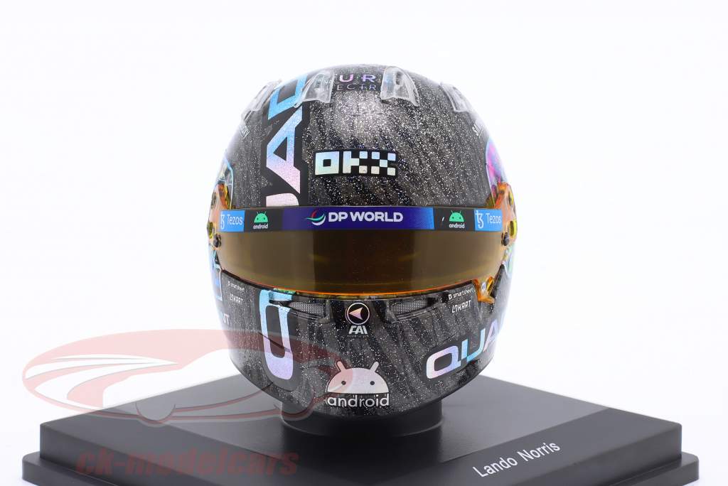Lando Norris McLaren F1 Team #4 2do Singapur GP fórmula 1 2023 casco 1:5 Spark