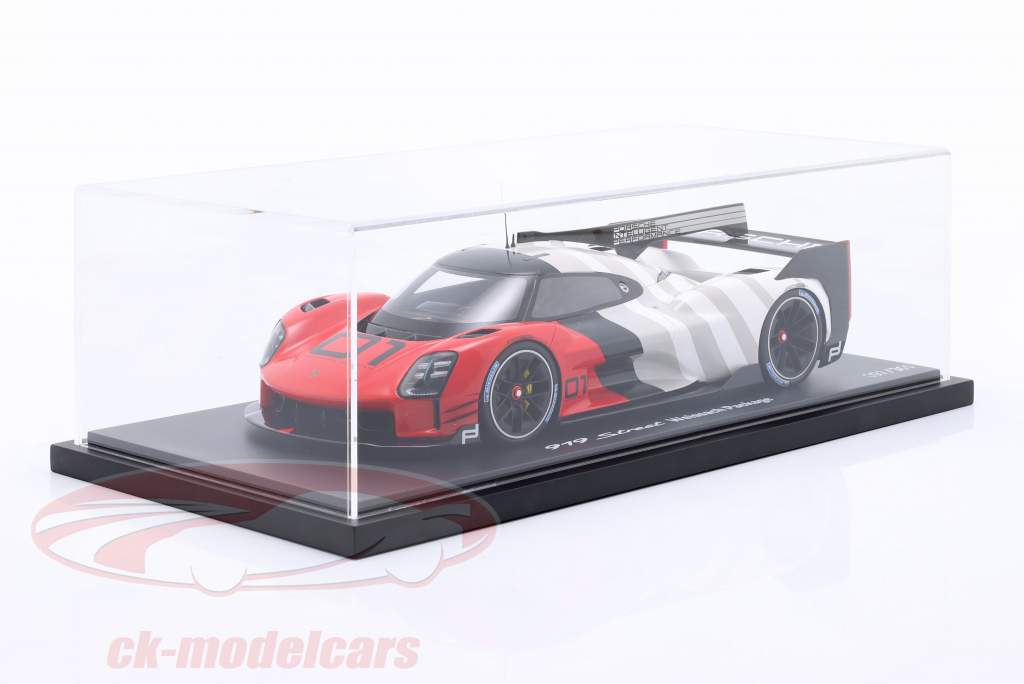 Spark 1:18 Porsche 919 Street Version Weissach package