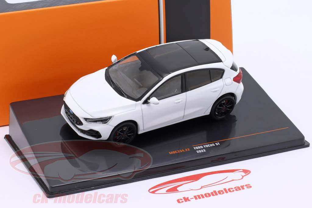 Ford Focus ST 建造年份 2022 白色的 1:43 Ixo