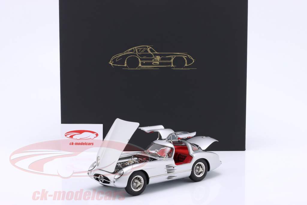 Book luxury edition with CMC model 1:18 - The Uhlenhaut Coupé