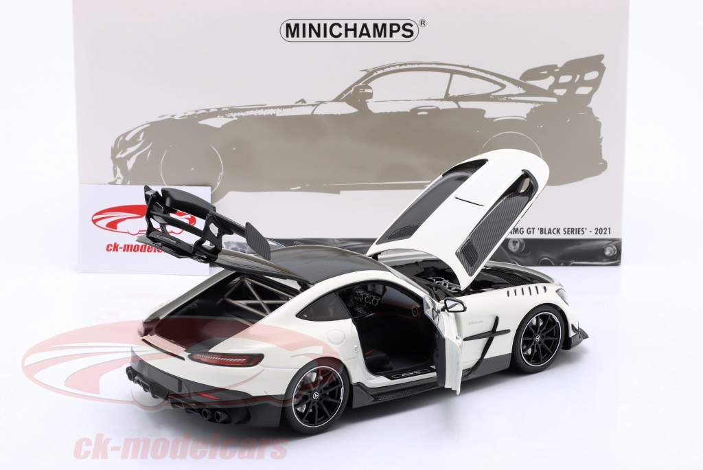 Mercedes-Benz AMG GT Black Series year 2021 white metallic 1:18 Minichamps