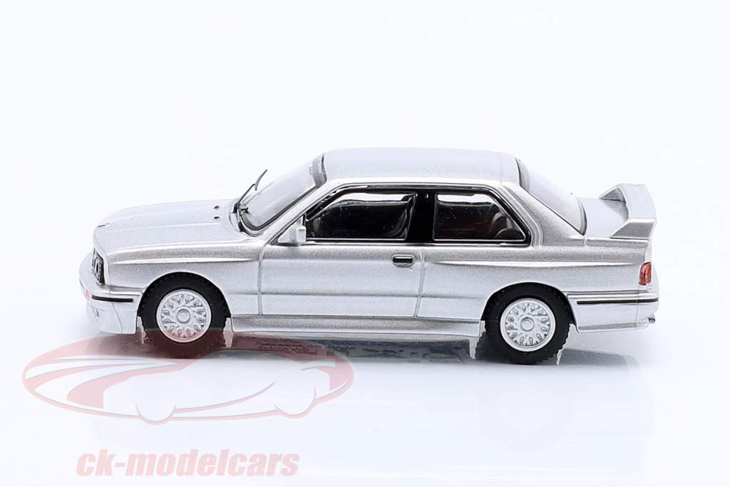 BMW M3 (E30) Anno di costruzione 1986 argento 1:87 Minichamps