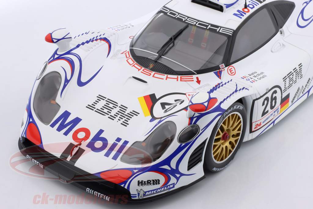 Porsche 911 GT1 #26 gagnant 24h LeMans 1998 McNish, Aiello, Ortelli 1:12 WERK83