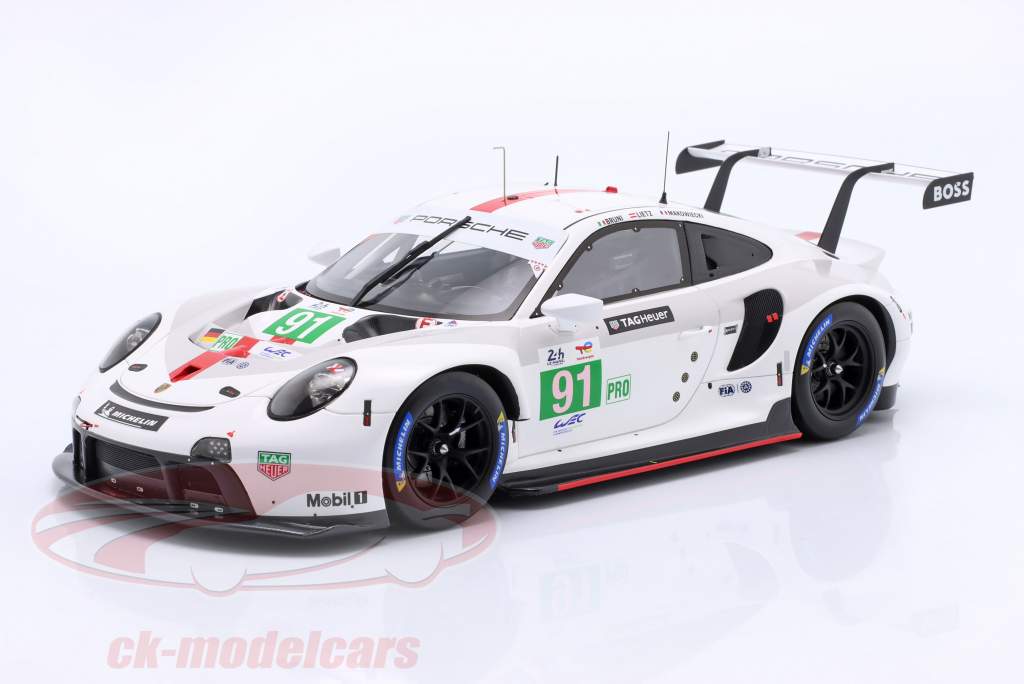 Porsche 911 RSR #91 Sieger LMGTE Pro 24h LeMans 2022 Porsche GT Team 1:18 Spark