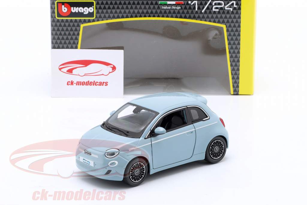 Fiat 500e Año de construcción 2023 azul claro 1:24 Bburago