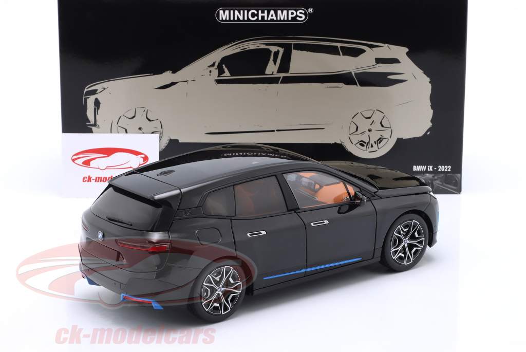 BMW iX (i20) Anno di costruzione 2022 nero metallico 1:18 Minichamps