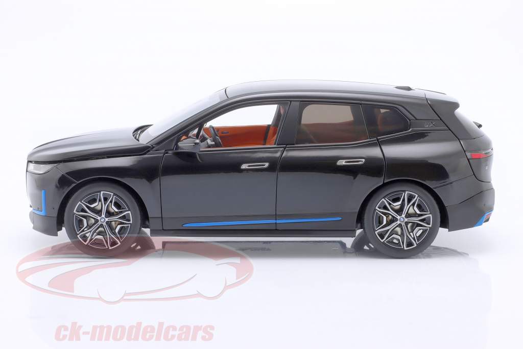 BMW iX (i20) Anno di costruzione 2022 nero metallico 1:18 Minichamps