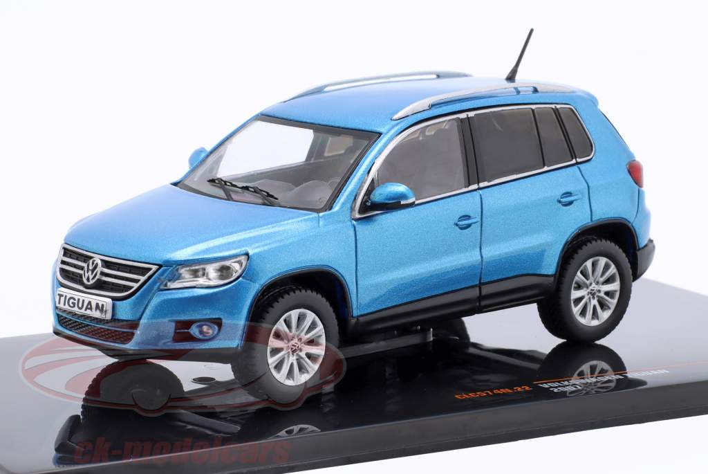 Volkswagen VW Tiguan year 2007 blue metallic 1:43 Ixo