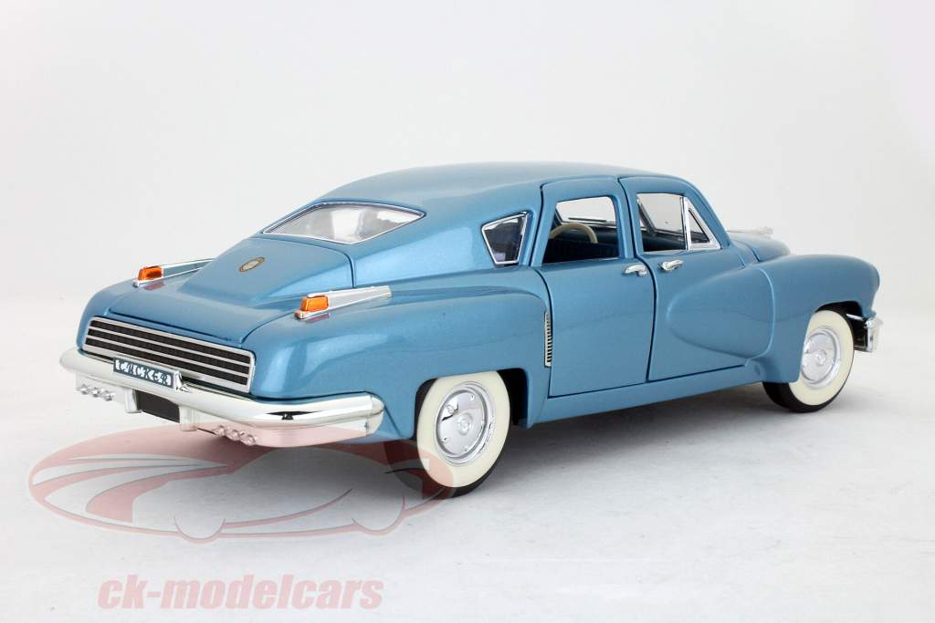 Такер Торпеда вып 1948 голубой / голубой 1:18 Yatming