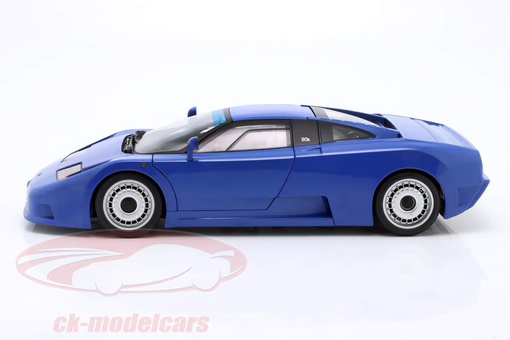 KK-Scale 1:12 Bugatti EB110 year 1991 blue KKDC120131 model