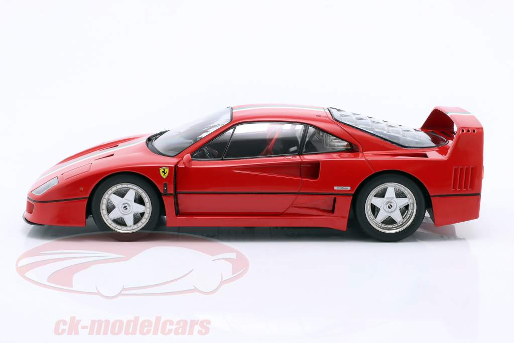 Ferrari F40 rood / Italië ontwerp 1:18 KK-Scale