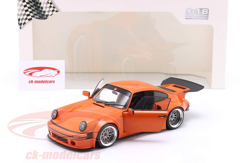 Porsche KS-R 建设年份 2022 橙色 1:18 Solido